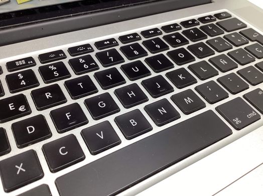 port&aacute;til apple apple macbook pro core i7 2.2 15 (2014) (a1398)