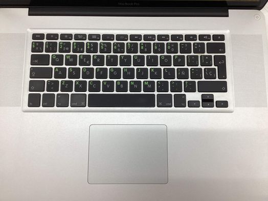 portatil apple apple macbook pro core i7 2.3 17 (2011) (a1297)