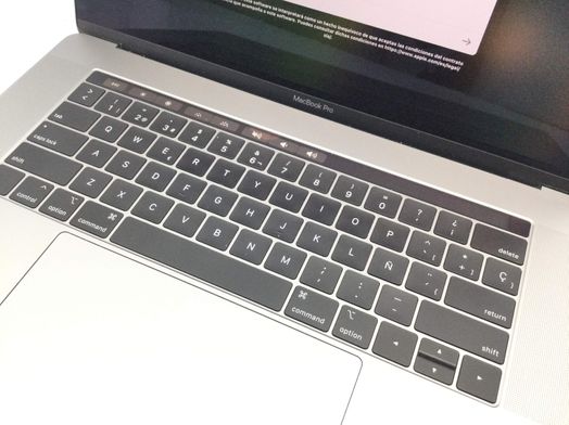 portatil apple apple macbook pro core i7 2.6 15 touchbar (2018) (a1990)