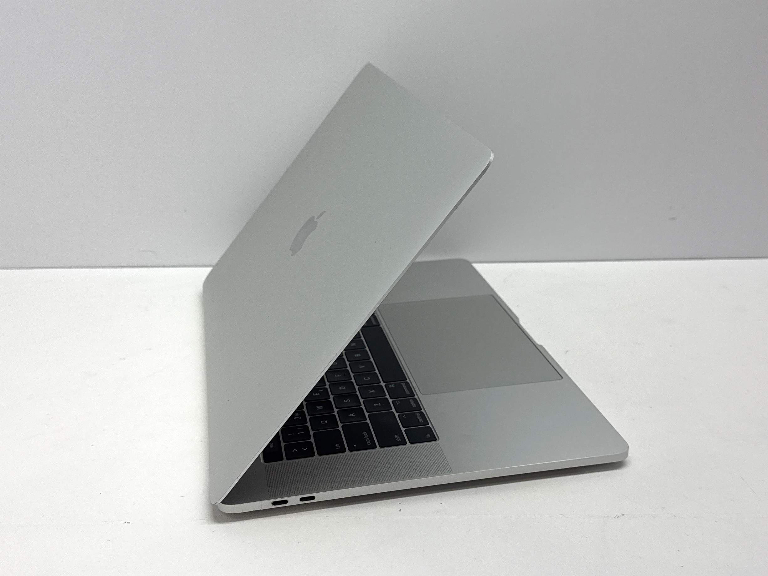 Apple MacBook Pro シルバー Portátiles Apple Macbook pro core i7 3.1 15 touchbar (2017) (a1707