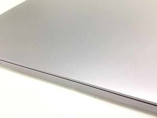 portatil apple apple macbook pro core i7 3.3 13 touchbar (2016) (a1706)