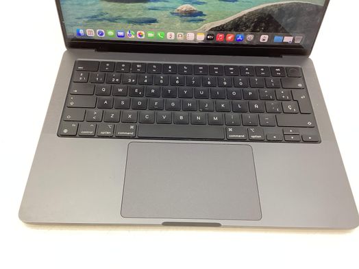 portatil apple apple macbook pro m3 pro 11-core 4.0 14 (14gpu)(2023)(a2992)