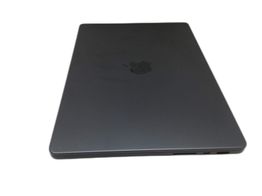 portátil apple apple macbook pro m3 pro 12-core 4.0 14 (18gpu)(2023)(a2992)