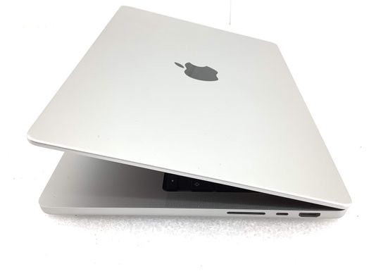 portatil apple apple macbook pro m4 10-core 14 (10gpu) (2024) (a3112)