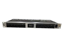 preamplificador behringer mic2200