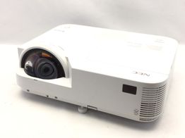 proyector polivalente nec m332xs