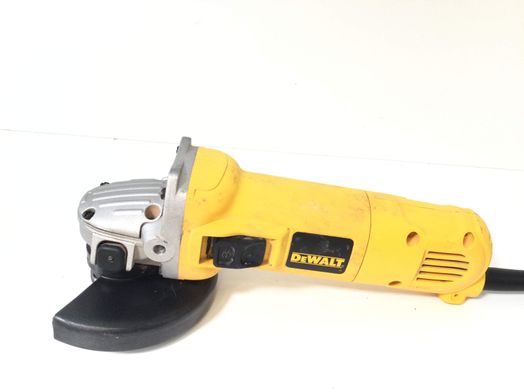 radial dewalt d28111