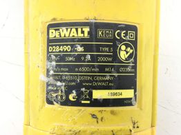 radial dewalt d28490