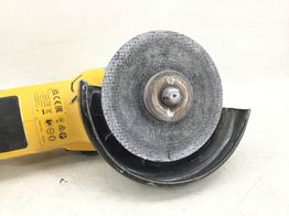 radial dewalt dcg405