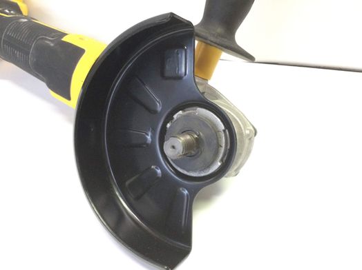 radial dewalt dcg405