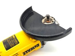 radial dewalt dwe492-qs