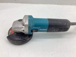 radial makita 9554nb