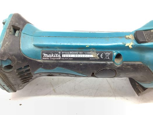 radial makita dga452