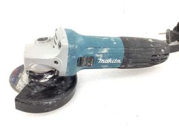 radial makita ga4530r