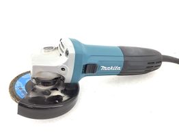 radial makita ga4530r