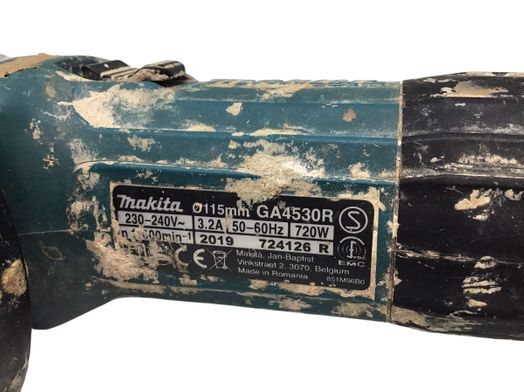 radial makita ga4530r