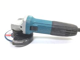 radial makita ga4530r