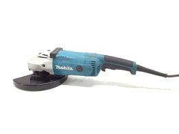 radial makita ga9020r
