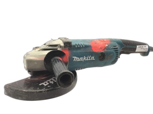 radial makita ga9020r