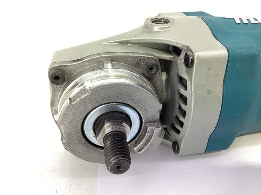 radial makita ga9050r