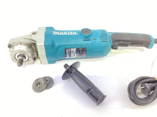 radial makita ga9050r