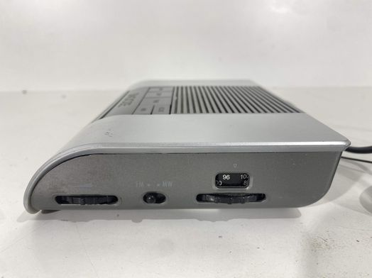 radio despertador grundig gkr 12