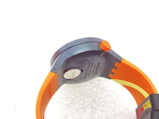 relogio pulseira unissexo swatch dragon ball z