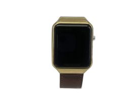 relojes digitales chilli beans smartwatch dourado