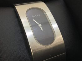 relogio gama alta senhora gucci 2400l