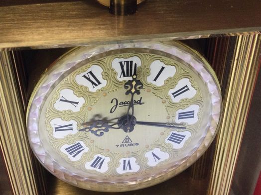 reloj sobremesa jaccard