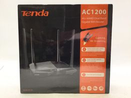 router cable tenda ac1200