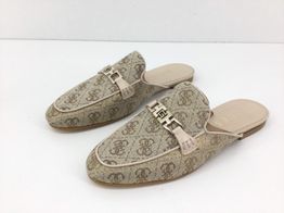 sandalias guess