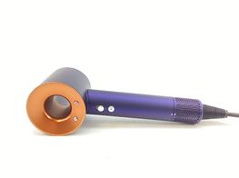 secador pelo dyson hd07