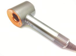 secador pelo dyson supersonic