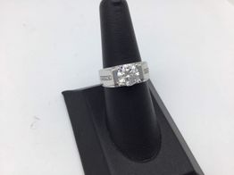 sello oro 18k con diamante de laboratorio 