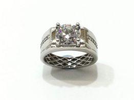sello oro 18k con diamante de laboratorio 