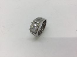 Sello Oro 18k Con Diamante de Laboratorio