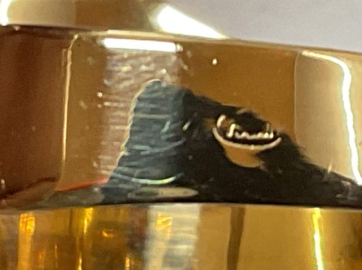 sello oro 18k 