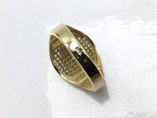 sello oro 18k con circonita 