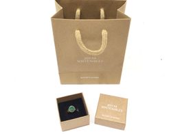 sello oro 18k con malaquita 