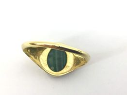 sello oro 18k con malaquita 