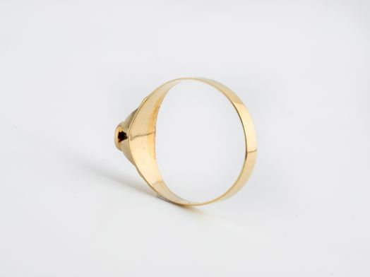 sello oro 18k con circonita 