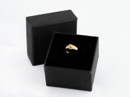 sello oro 18k con circonita 