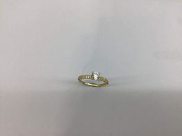 sello oro 18k con circonita 