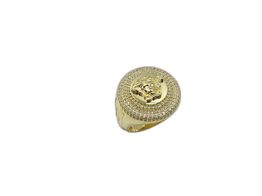 sello oro 18k con circonita 