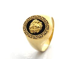 sello oro 18k con onix 