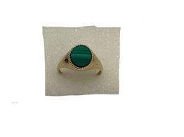 selo ouro 18k com pedra con malaquita 