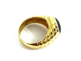 selo ouro 19k com pedra con onix 