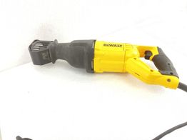 serra sabre dewalt dwe305