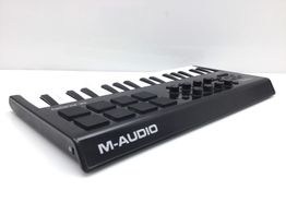 sintetizador m-audio axiom air mini 32